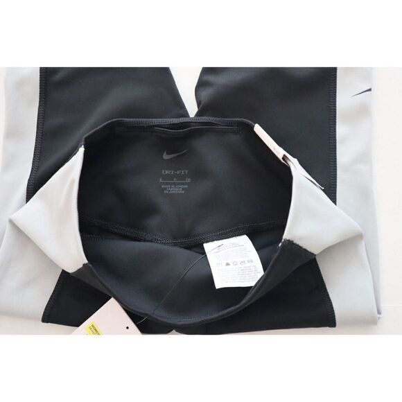 Nike One DD4574-011 Women's Sz S Colorblocked DRI-FIT Mid-Rise 7/8 Leggings - Picture 4 of 9